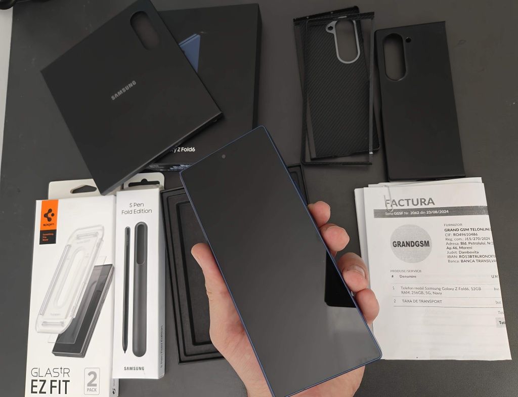 Samsung Galaxy Z Fold 6 Blue impecabil - 256GB cu garanție + accesorii