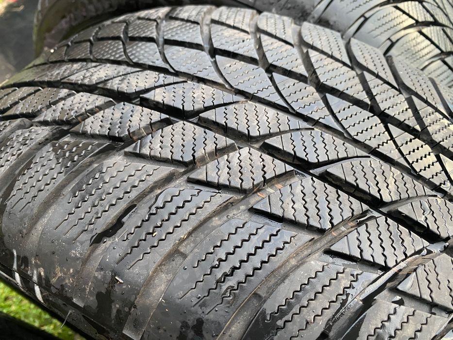 Гуми 245/50/19 Bridgestone