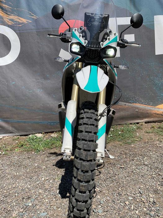 Motocicleta Enduro  Kove 450 Rally inmatriculabila - Rate !