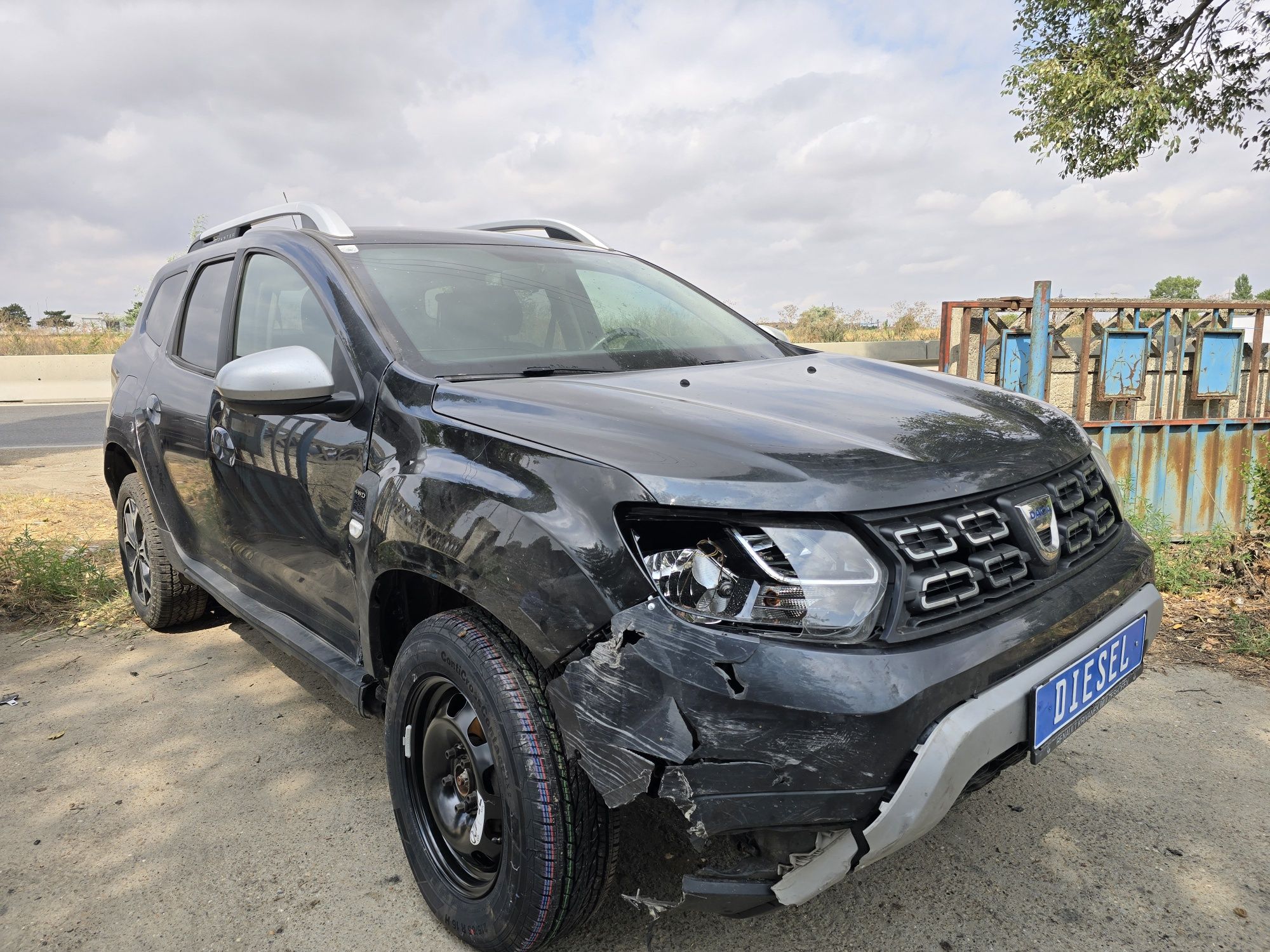 Dacia Duster 4x4 diesel AVARIAT