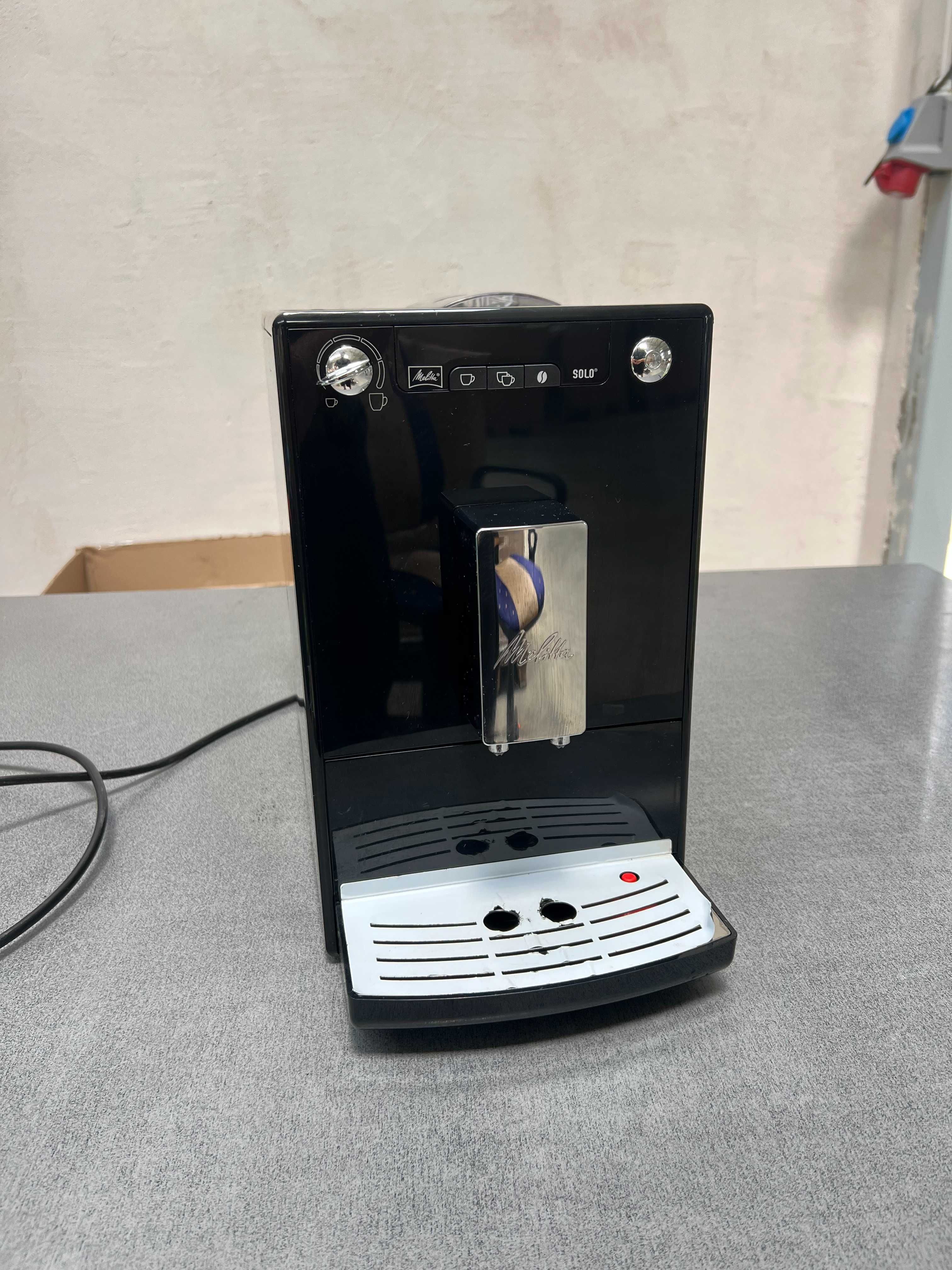 Кафеавтомат Melitta Caffeo Solo E950-201 , 1400W