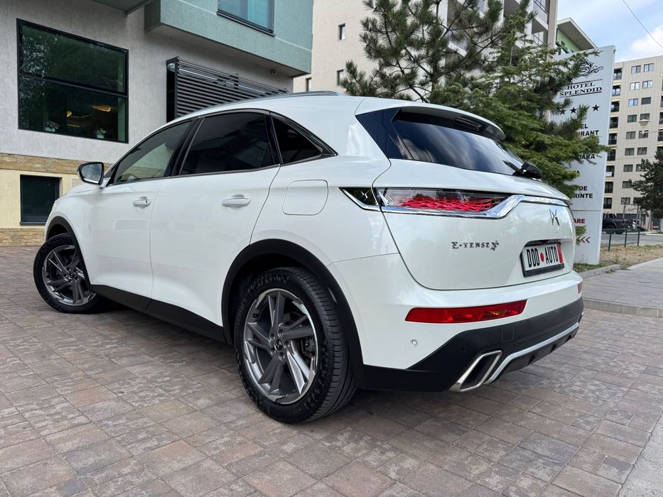 DS Automobiles DS 7 Crossback Model Plug-in/Hybrid 300cp4x4/Alb Perla/Tva Deductibil/Varf De Gama