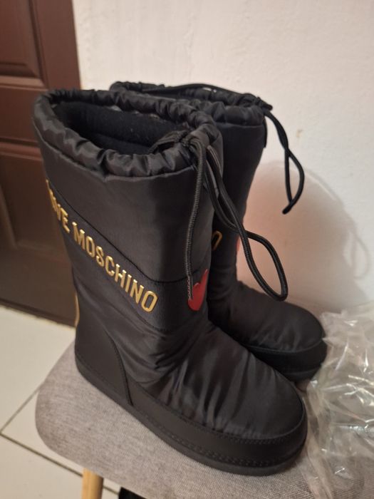 Cizme Love Moschino