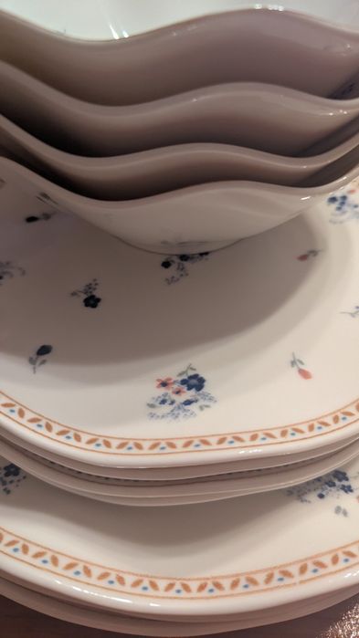Порцеланов сервиз English Home