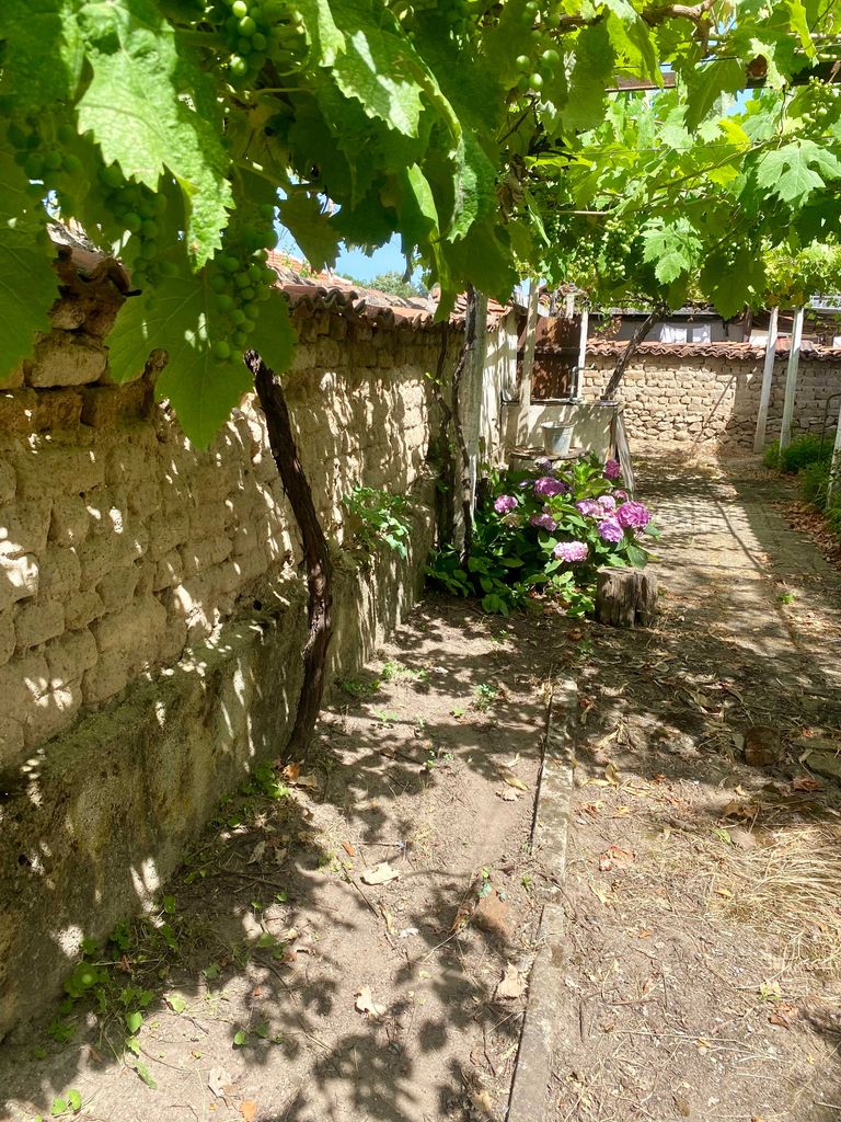 Продава се Къща в Пловдив, Кършияка - 70 кв.м за 429 €/кв.м - Снимка #10