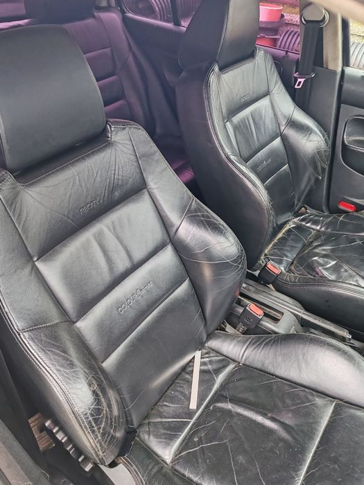 Vând vw golf IV pentru dezmembrări