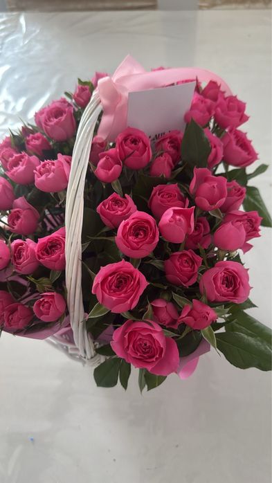 Цветы кустовые розы