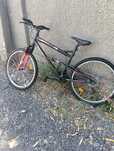 Vând bicicleta full suspension mountain 45 fs