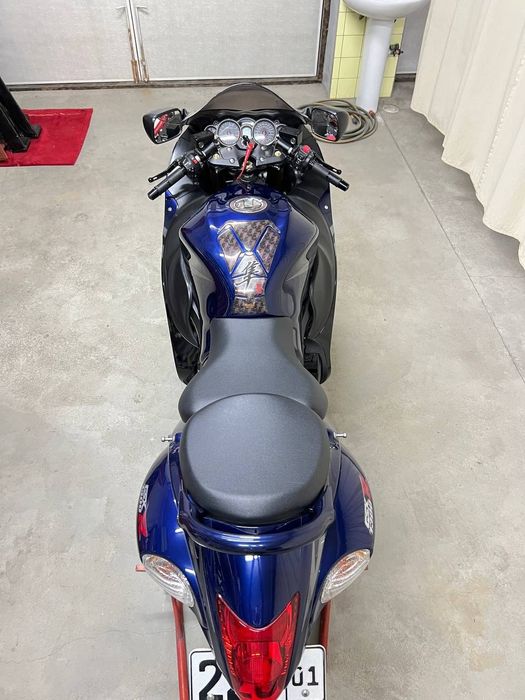 Продаётся мотоцикл Suzuki Hyabusa