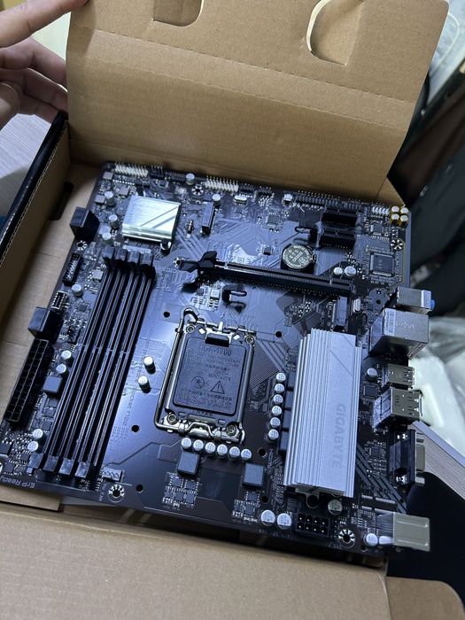 Матплата B760M D3HP DDR4