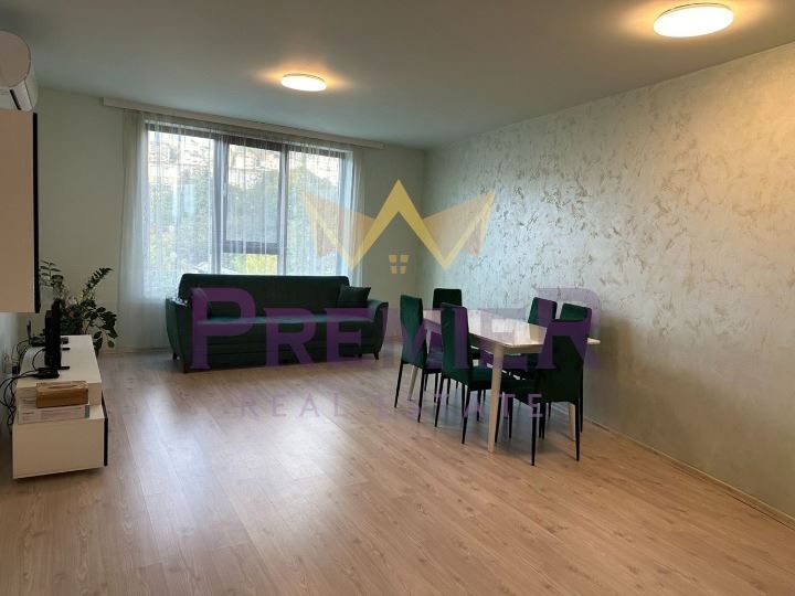 Дава се под наем Тристаен апартамент в Варна, Бриз - 165 кв.м за 1300 € - Снимка #2