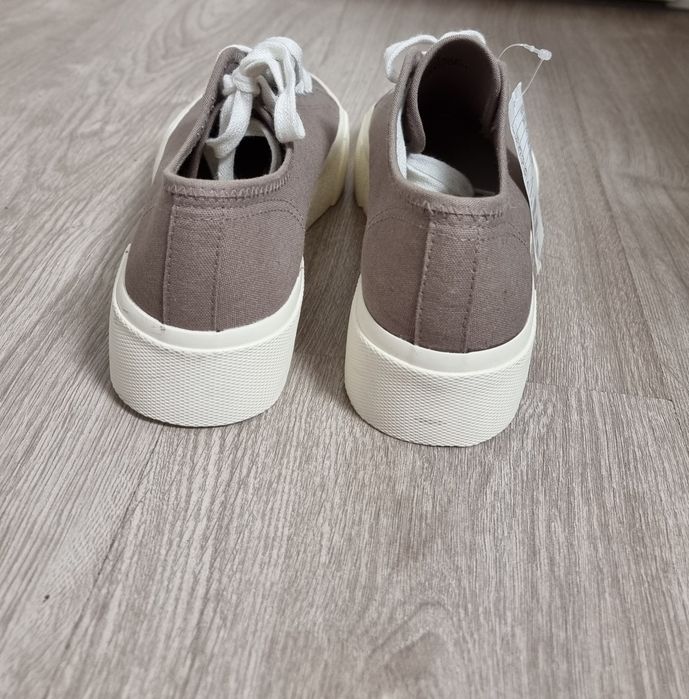 Tenesi pânză damă H&M