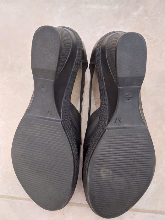 Pantofi damă decupați măsura 37