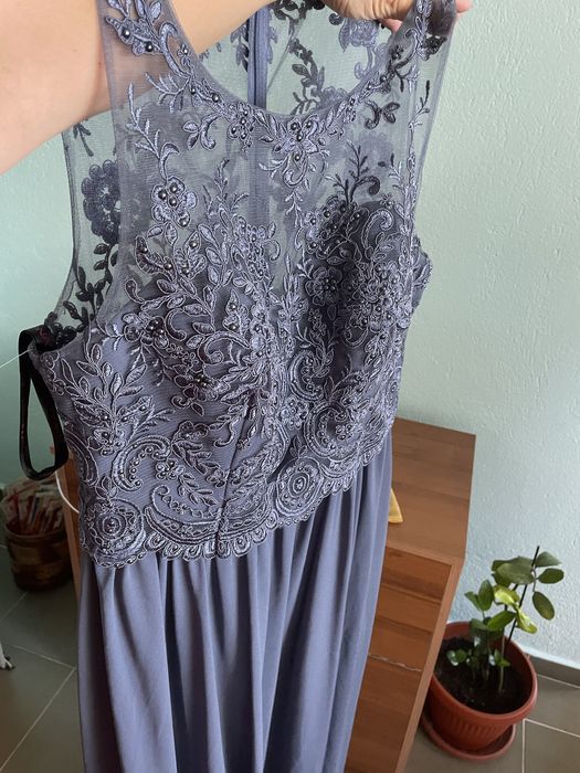 Официална рокля Laona