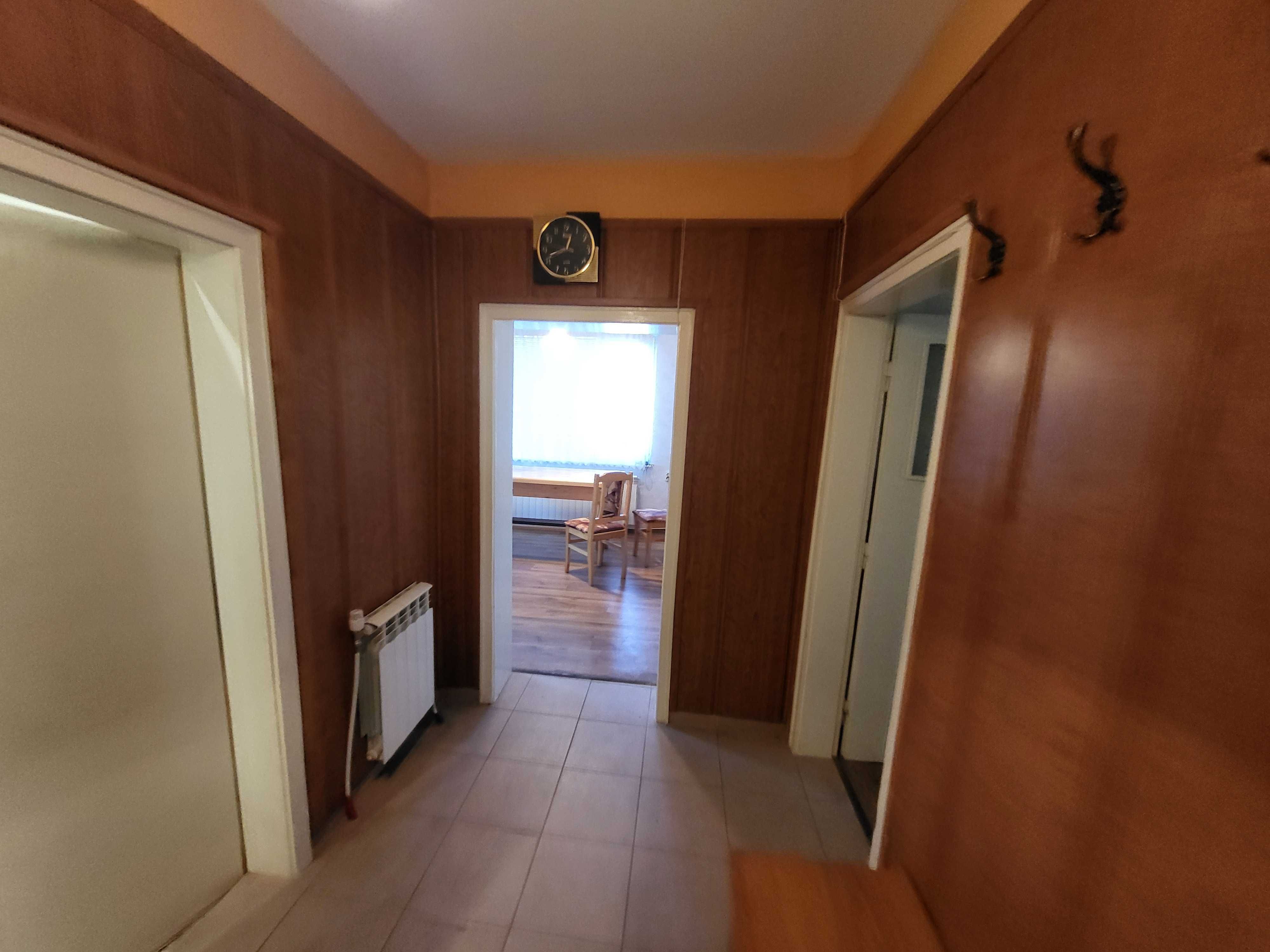 Продавам къща в гр.Пещера