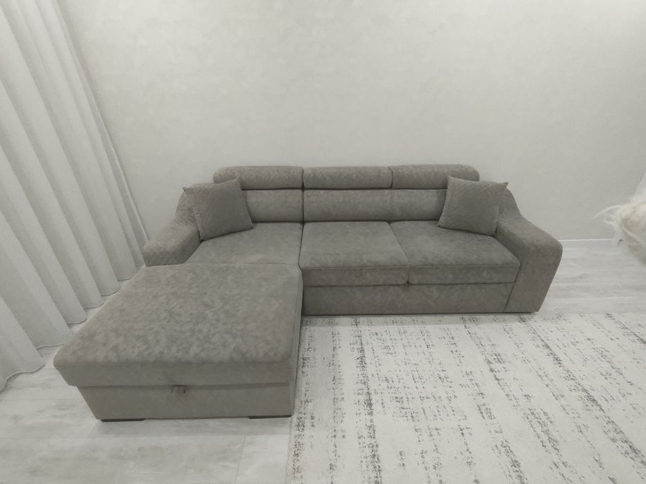 Продам угловой диван в отличном состоянии
