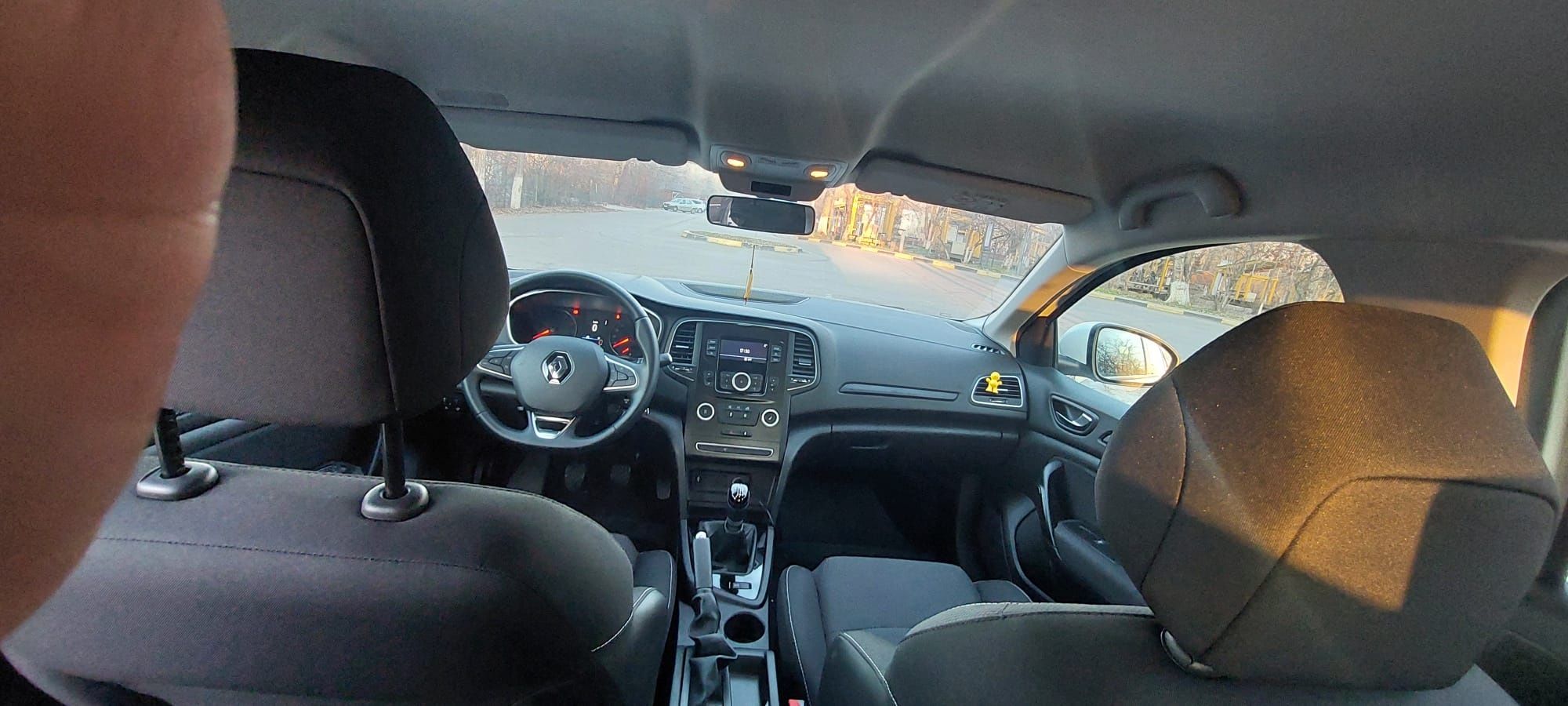 titlu: Renault Megane 2022 Life/ Primul proprietar/ 14300km