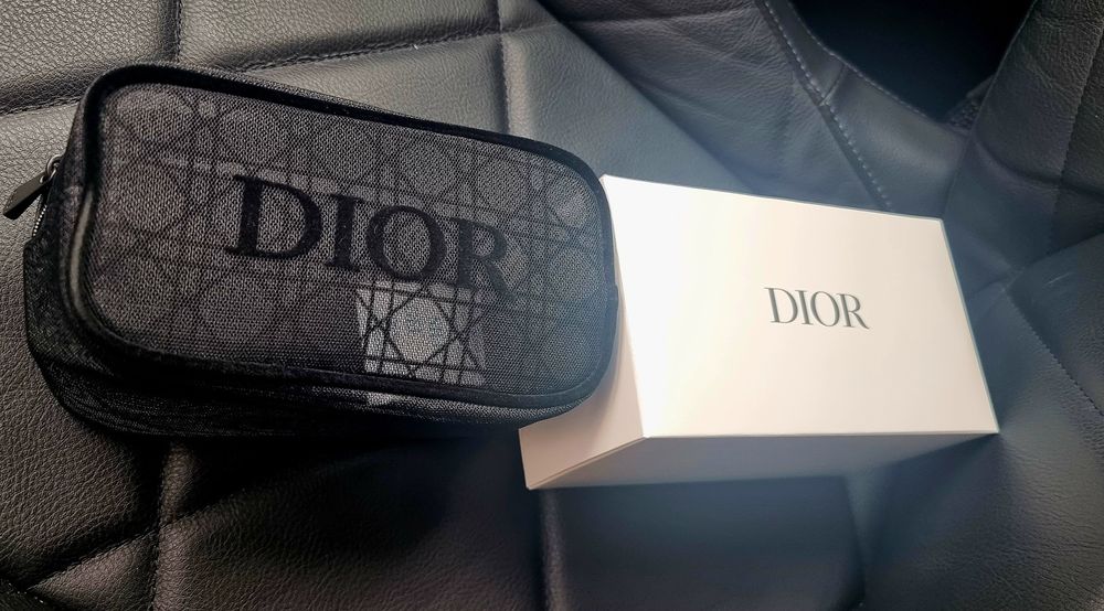 DIOR козметична чантичка
