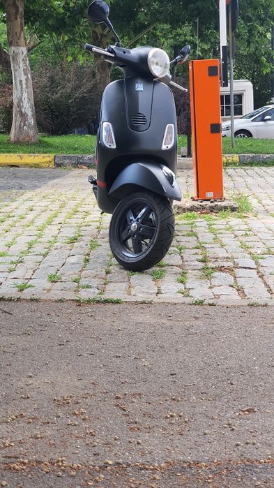 Piaggio Vespa LX 150