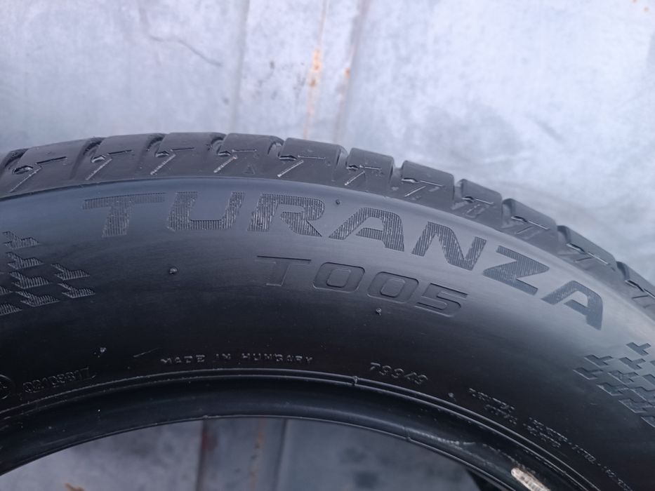 235/55/17 Bridgestone Дот 1721