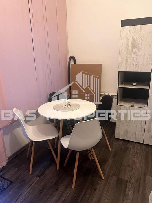 Продава се Едностаен апартамент в София, Лагера - 35 кв.м за 3000 €/кв.м - Снимка #1