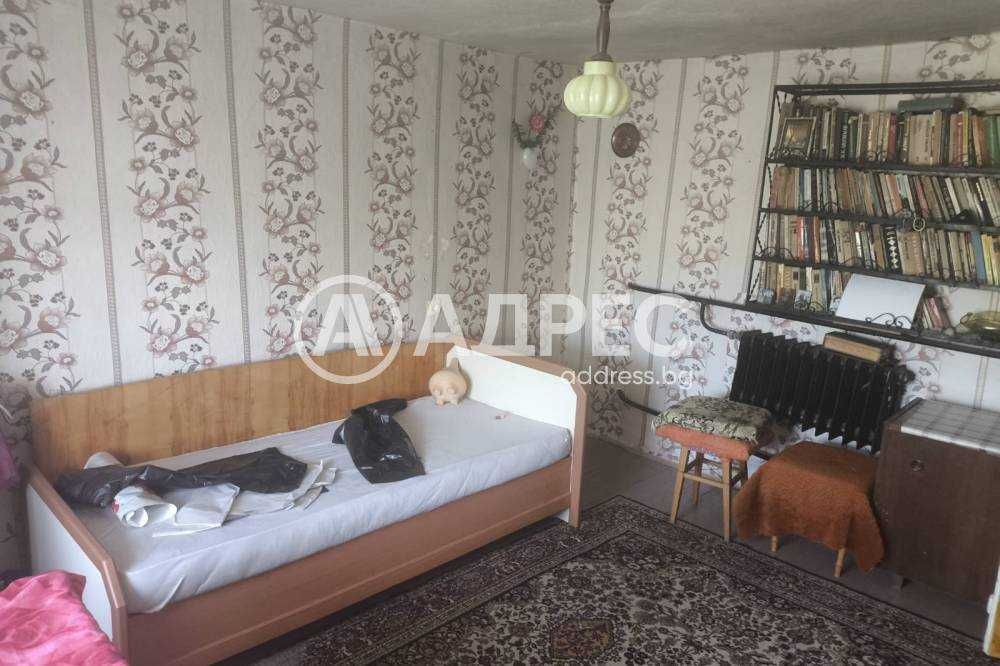 Къща в кв. "Абритус"
