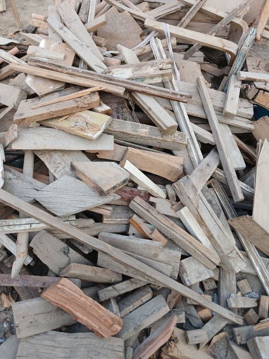 Oʻtin. Koʻp. Утин.