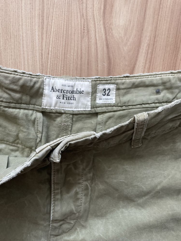 Abercrombie & Fitch / мъжки къс панталон W32