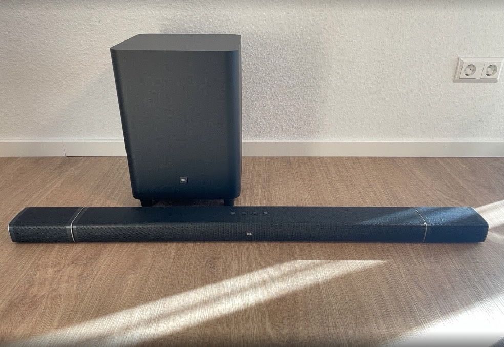 JBL Bar 5.1 4K Dolby Digital Dolby Pro Logic 2 DTS 510W Surround