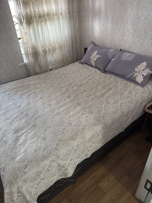 Спальниый гарнитур