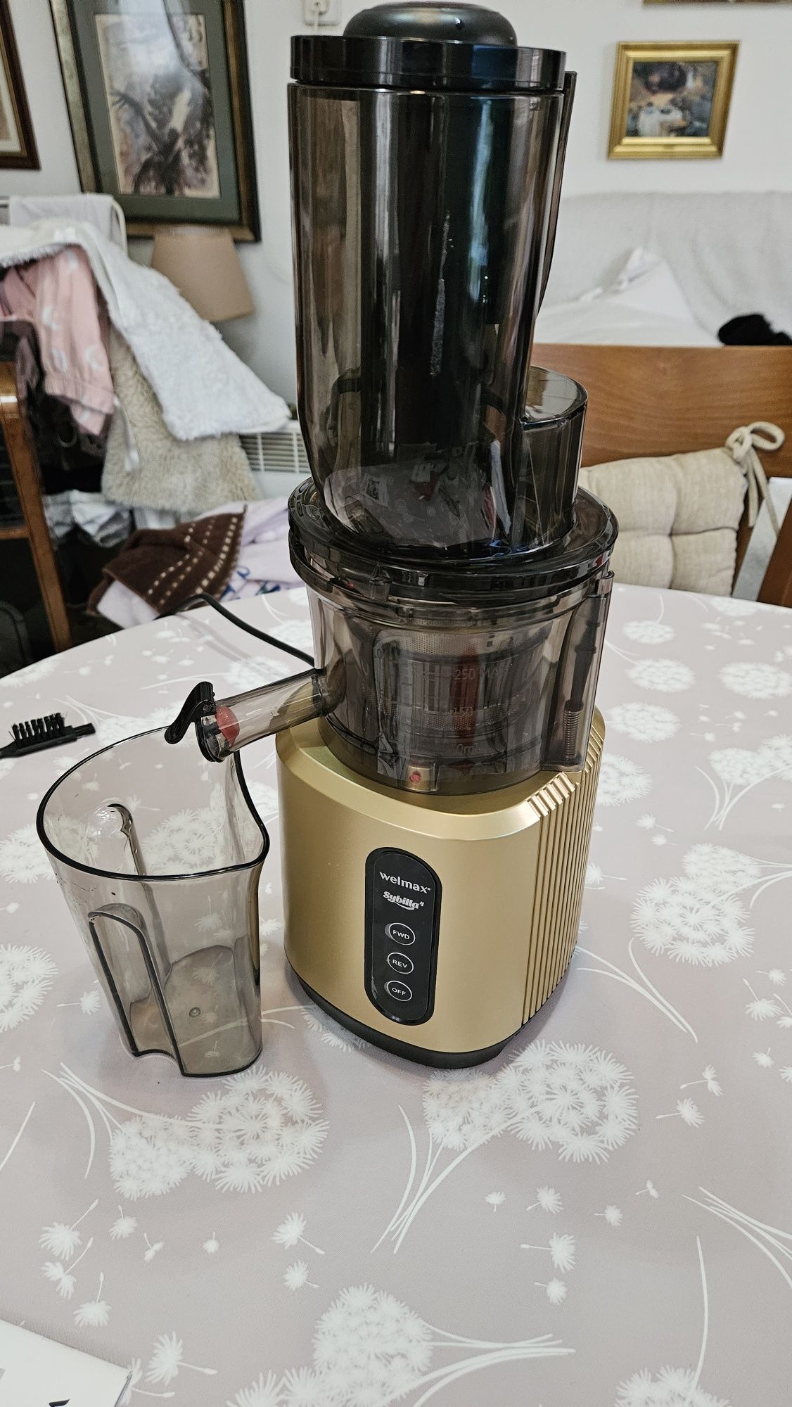 Продавам сокоистисквачка