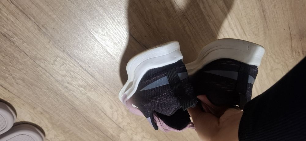 Incaltaminte sport dama Nike