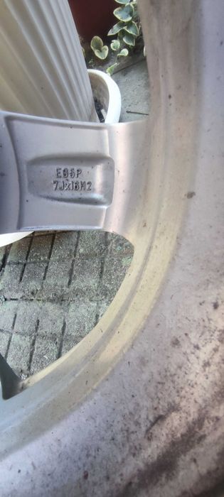 Гуми 205/55/16                         .