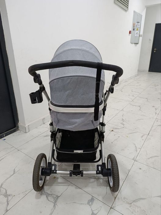 bolalar kolyaskasi sotiladi