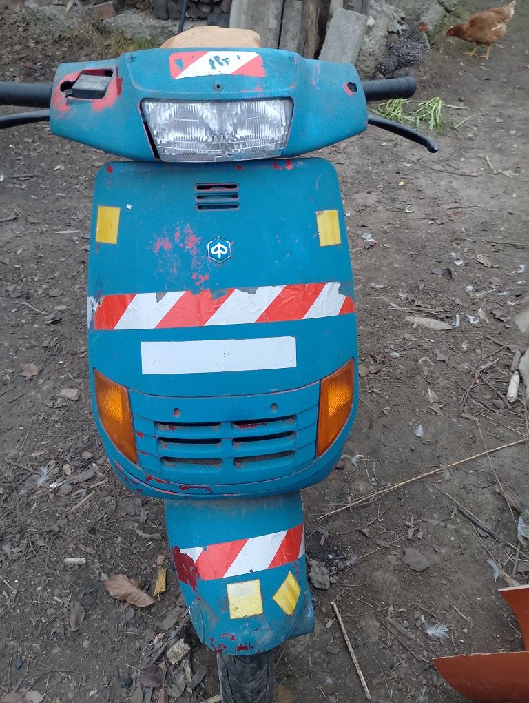 Vând Piaggio  zip 49 cc răcire pe apa