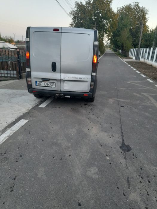 Vând Opel vitara detalii la tel