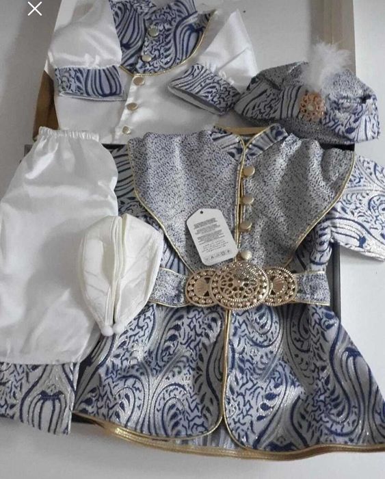 Продавам чисто нов костюм за сюнет