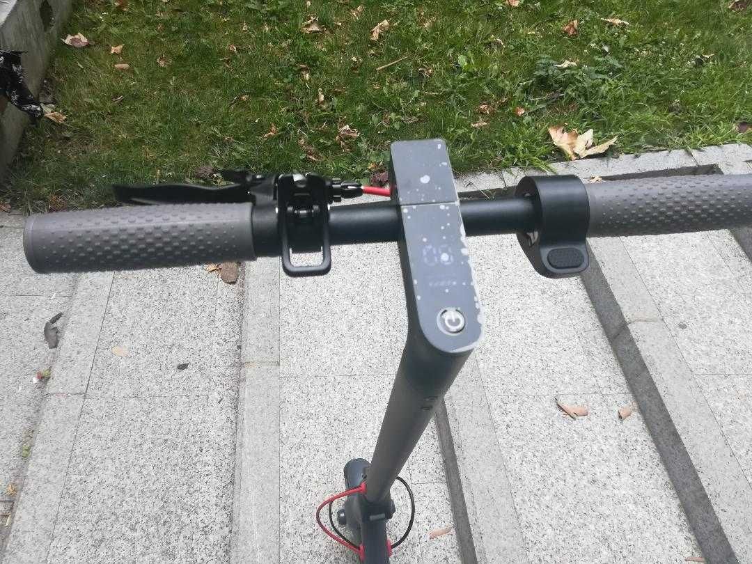 Trotineta electrica Xiaomi M365 Segway Ninebot ES E-twow Noua