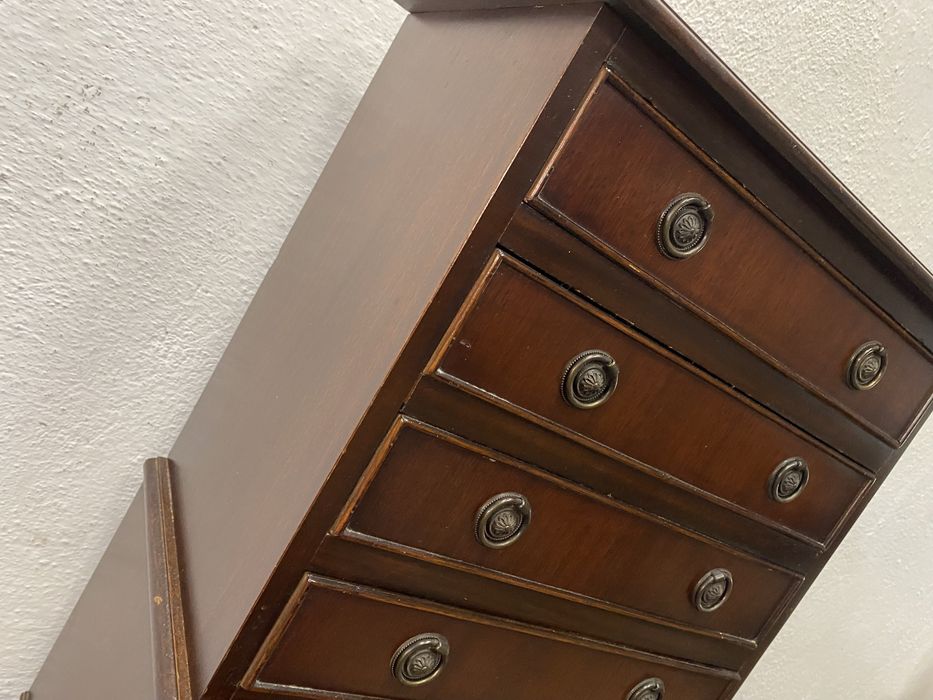 Френски шкаф от масивно дърво