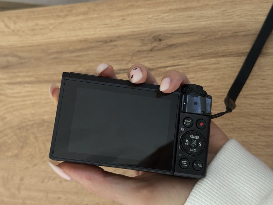 Canon mark ii g7x БЕЗ КОМЕНТАР НА ЦЕНАТА