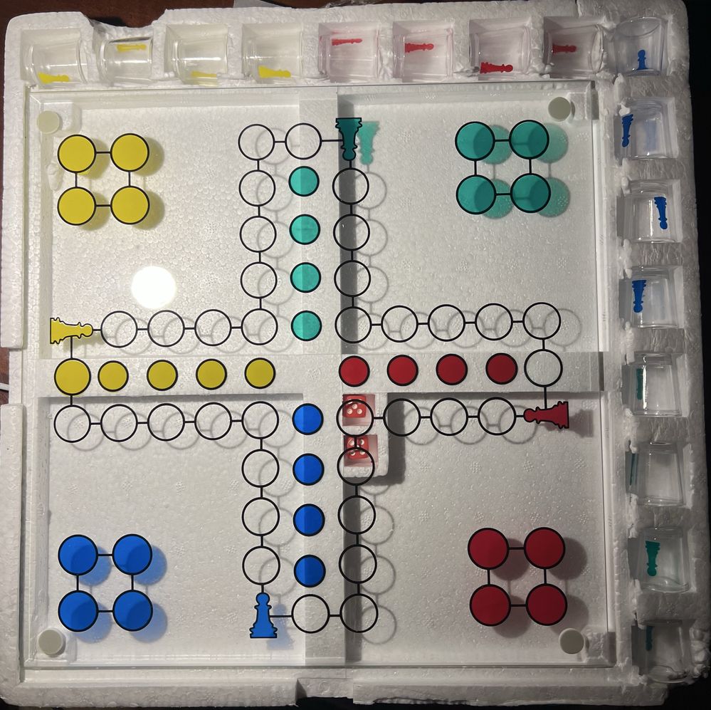 Drinking ludo / Не се сърди човече с шотове