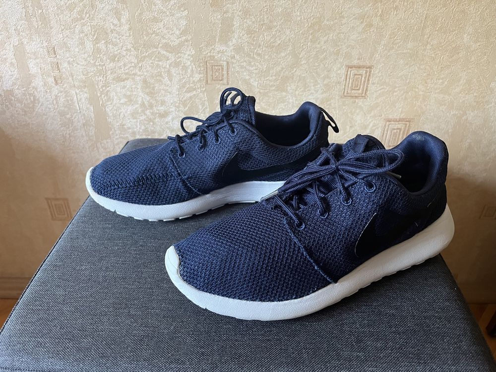 Nike Roshe Run cu defect