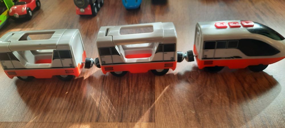 Seturi trenulete,sine,diferite seturi etc