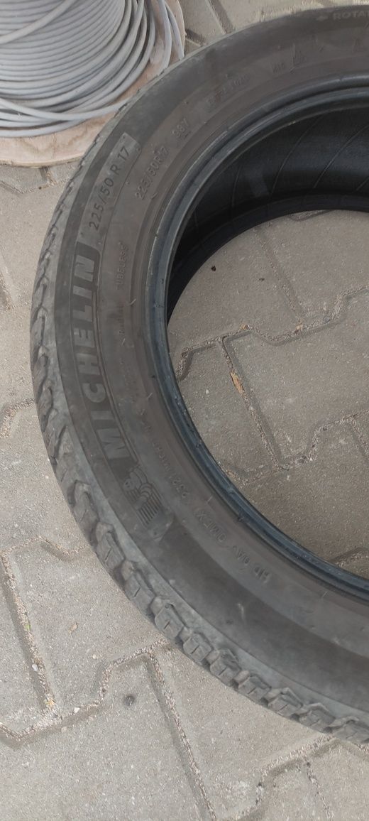 Гума Michelin Crossclimate 2 XL 225/50/R17