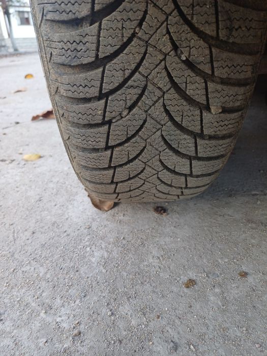 Мазда Примаси 1.8 бинзин цял за части