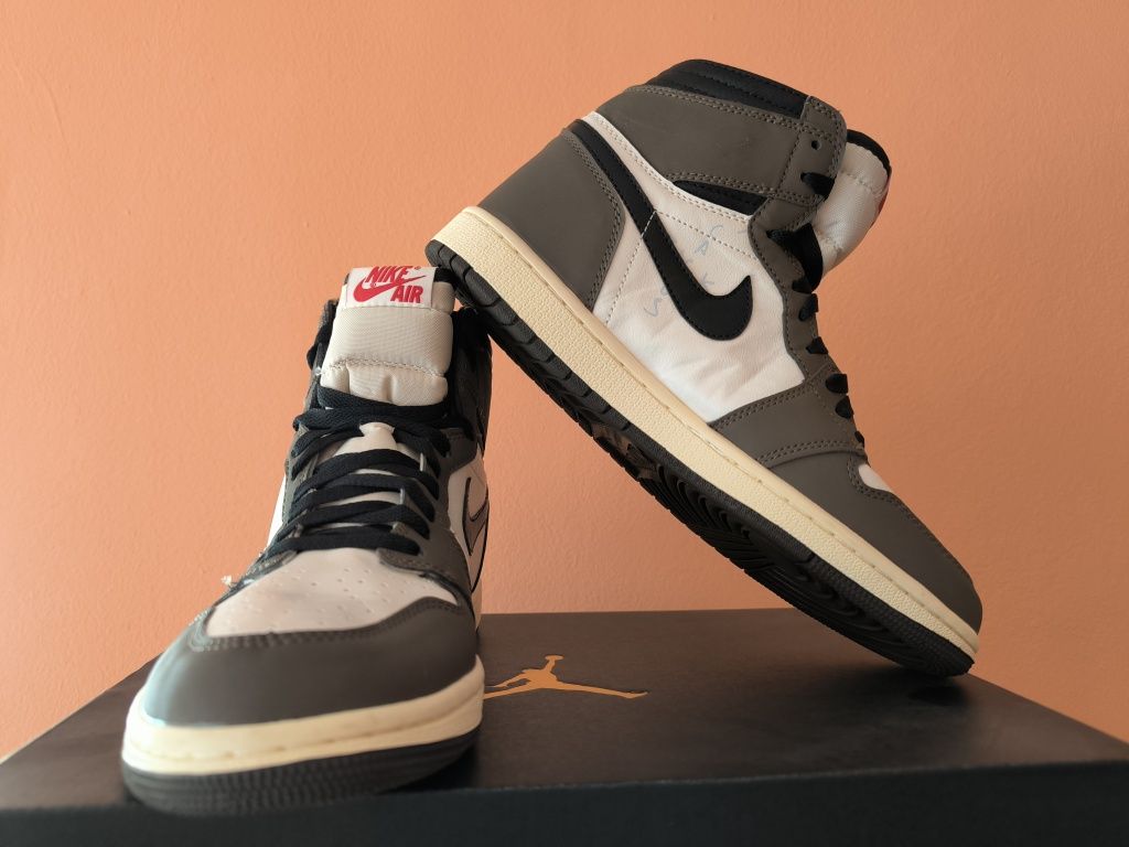 Nike Air Jordan × Travis Scott OG high