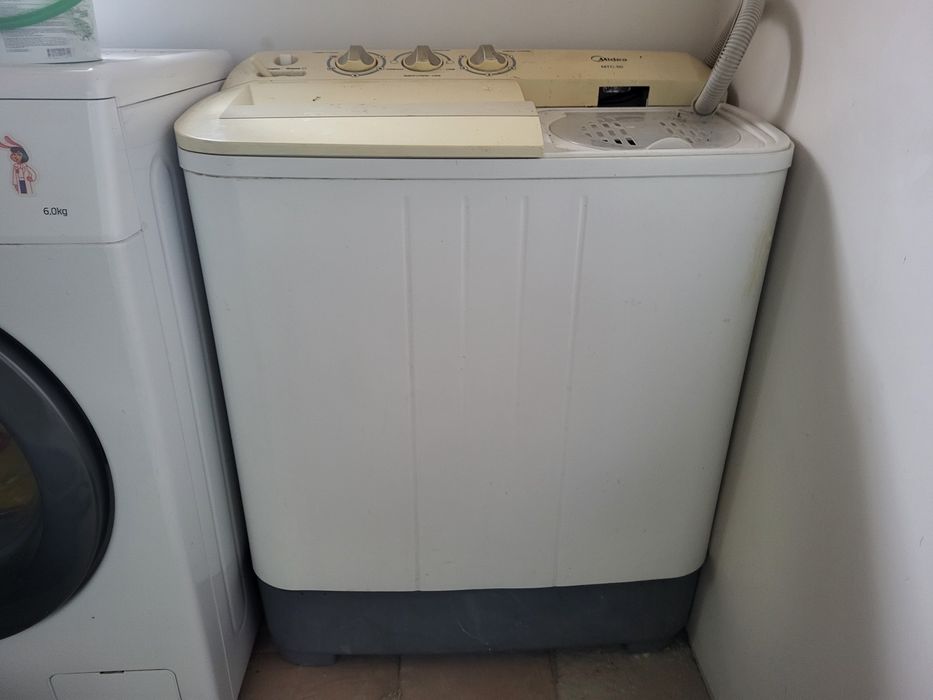 Стиральная машина полуавтомат