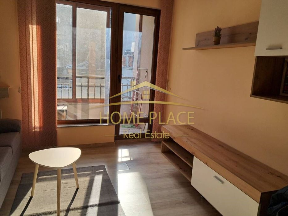 Дава се под наем Двустаен апартамент в Варна, Базар Левски - 65 кв.м за 459 € - Снимка #1