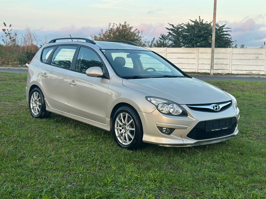Hyndai I30 2011 1.6Diesel 203000 km