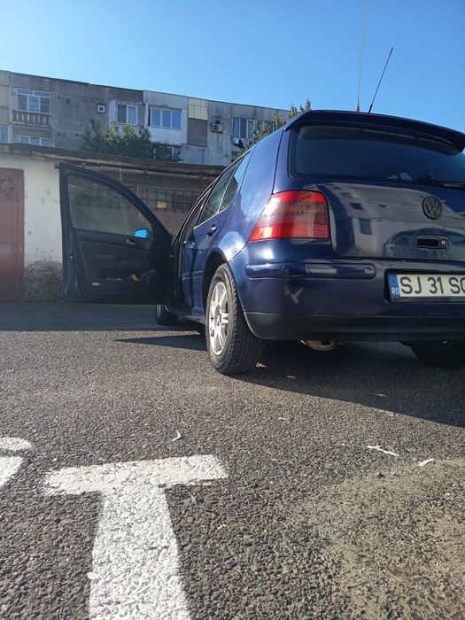 Volkswagen  Golf 4